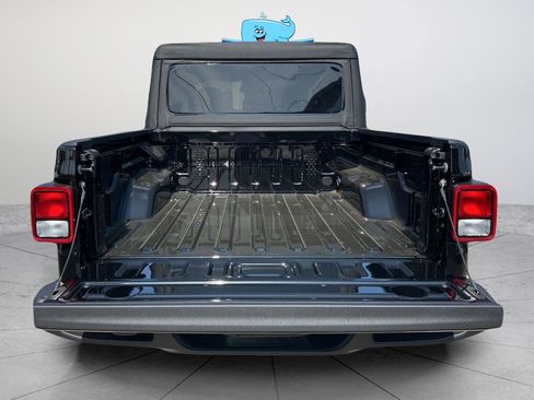 New 2026 Jeep Gladiator Sport AWD/4WD image 32