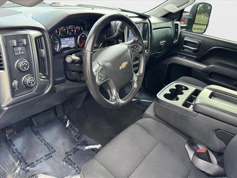 Used 2015 Chevrolet Silverado 2500 LT w/ LT Convenience Package image 11