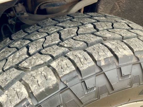 Used 2022 Chevrolet Silverado 1500 High Country w/ Technology Package image 22