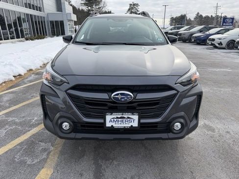 Used 2025 Subaru Outback Premium image 2