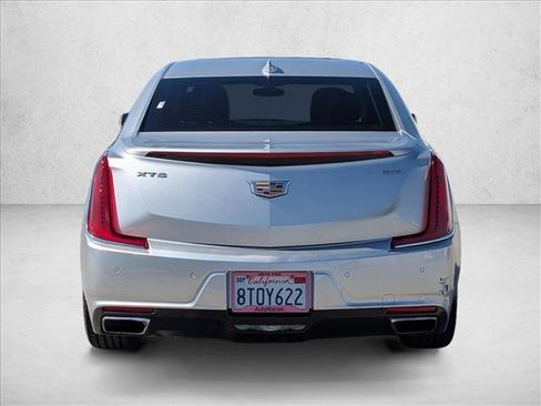Used 2019 Cadillac XTS Luxury FWD image 7