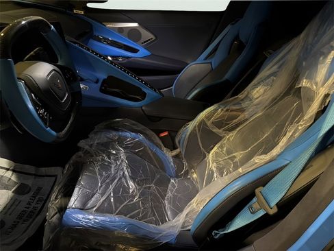 Used 2022 Chevrolet Corvette Stingray Premium Cpe w/ Z51 Performance Package image 8