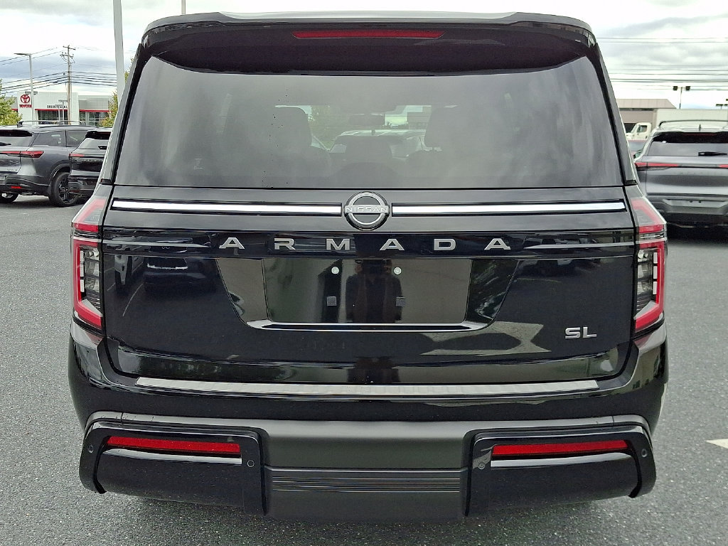 Used 2025 Nissan Armada SL AWD/4WD image 5