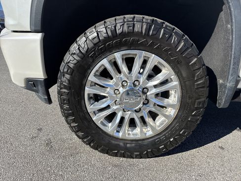 Used 2022 Chevrolet Silverado 3500 High Country w/ Z71 Off-Road Package image 12