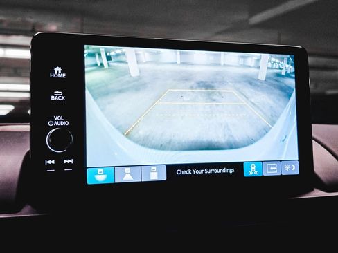 Used 2025 Honda Pilot EX-L image 25
