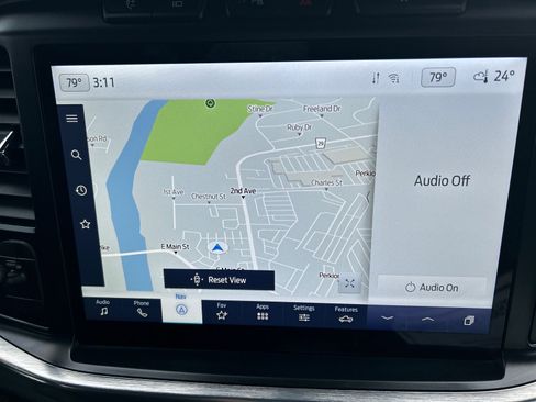 Certified 2023 Ford F150 Lariat w/ Equipment Group 502A High image 26