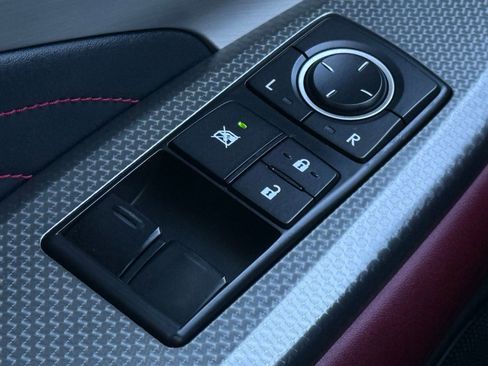 Used 2015 Lexus RC 350 AWD w/ Navigation System Package image 32