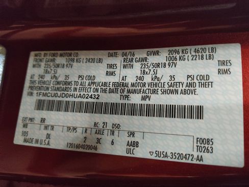 Used 2017 Ford Escape Titanium FWD image 33