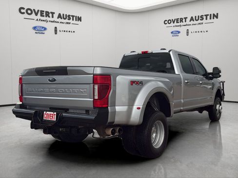 Used 2022 Ford F350 Lariat w/ Lariat Ultimate Package image 5