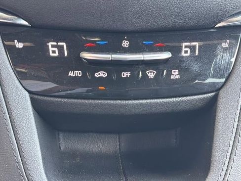 Certified 2022 Cadillac XT5 Premium Luxury AWD/4WD image 34