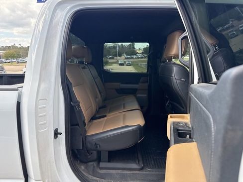 Used 2025 Ford F350 Lariat w/ FX4 Off-Road Package image 10