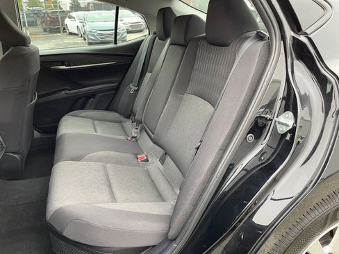 Used 2025 Toyota Camry LE image 24