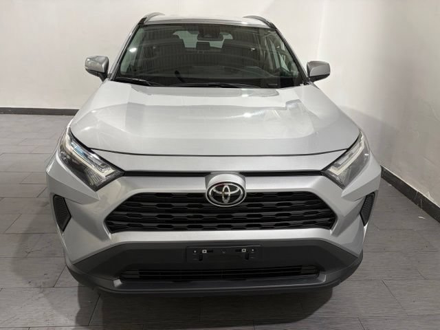 Used 2025 Toyota RAV4 XLE AWD/4WD image 8