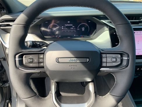 New 2026 Jeep Cherokee Laredo AWD/4WD image 15