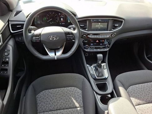 Used 2019 Hyundai Ioniq Plug-In Hybrid FWD image 12