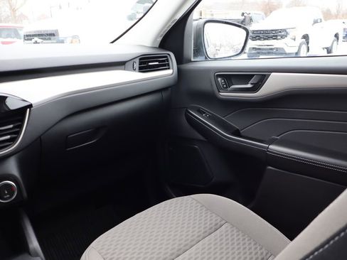 Used 2022 Ford Escape SE w/ Convenience Package image 38