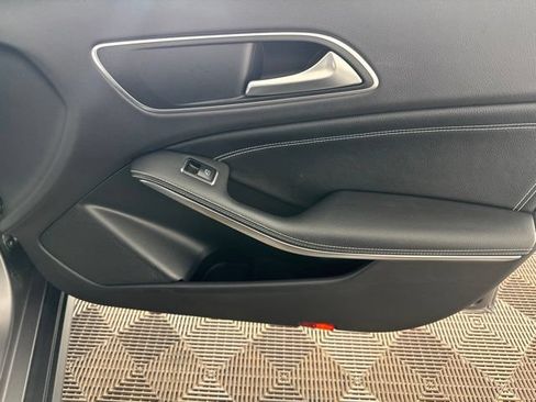 Used 2016 Mercedes-Benz GLA 250 4MATIC image 24