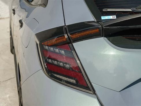 Used 2019 Honda Civic Sport image 7