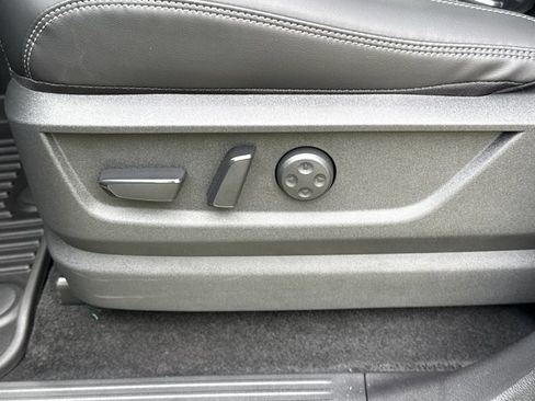 New 2026 Nissan Armada PRO-4X image 18