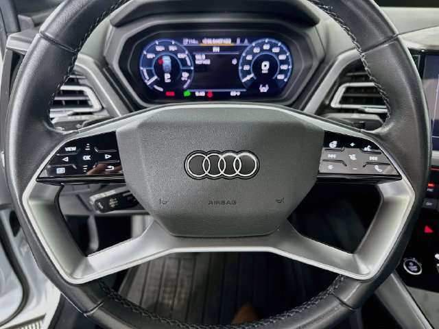Used 2024 Audi Q4 e-tron Premium Plus w/ Premium Plus AWD/4WD image 21