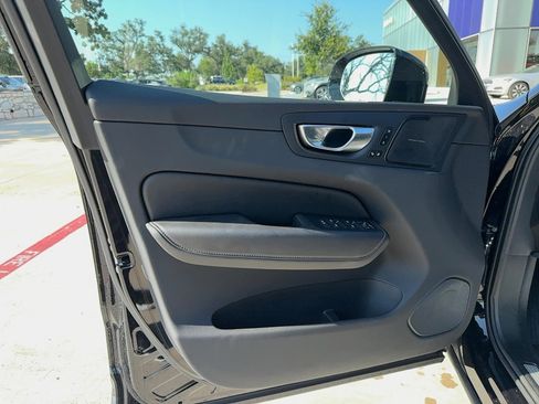 Certified 2025 Volvo XC60 T8 Ultra w/ Climate Package image 11