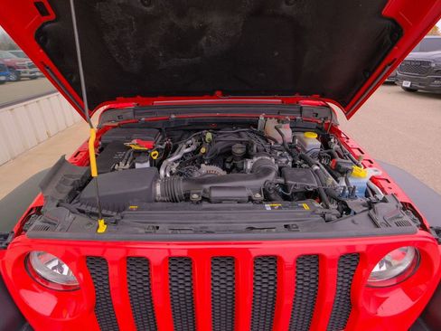 Used 2022 Jeep Wrangler Unlimited Sport image 39