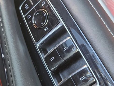 New 2025 Cadillac Optiq Sport 1 image 18