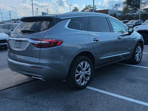 Used 2021 Buick Enclave Avenir w/ Avenir Technology Package AWD/4WD image 5