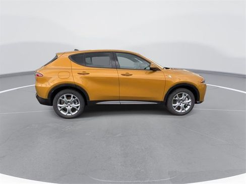 New 2024 Dodge Hornet R/T Plus w/ Tech Pack Plus w/o Parking image 9