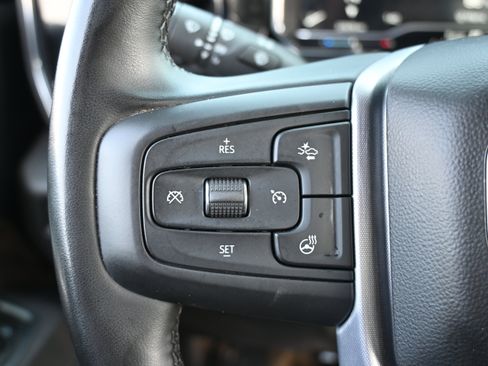 Used 2025 GMC Sierra 1500 SLT image 19