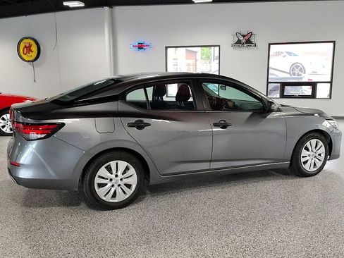 Used 2024 Nissan Sentra S FWD image 5