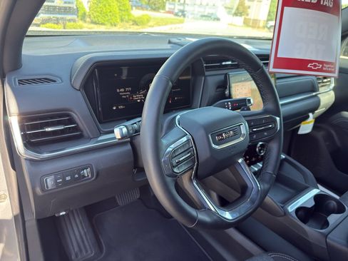 New 2026 GMC Terrain Elevation w/ Technology Package II FWD image 23
