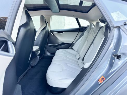Used 2013 Tesla Model S image 15