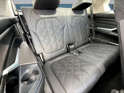 Used 2025 BMW X7 xDrive40i AWD/4WD image 26