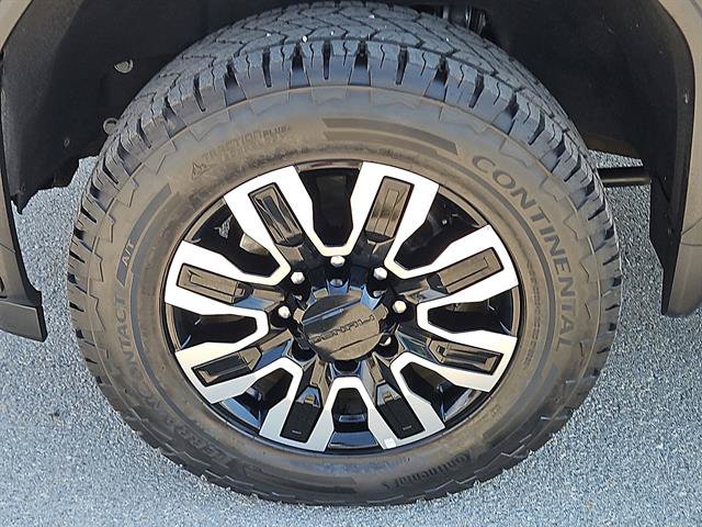 Used 2025 GMC Sierra 2500 Denali Ultimate AWD/4WD image 8