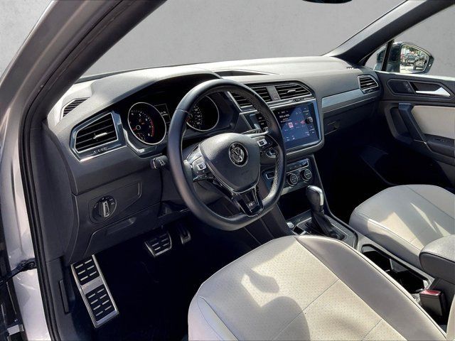 Used 2020 Volkswagen Tiguan SE R-Line FWD image 10