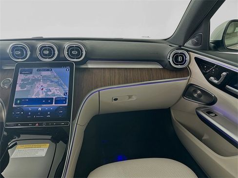Certified 2025 Mercedes-Benz C 300 4MATIC Sedan image 24