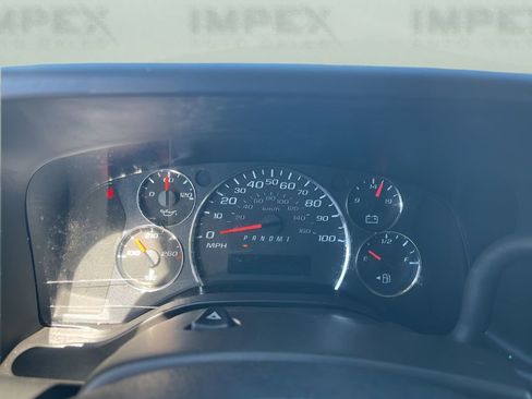 Used 2023 GMC Savana 2500 w/ Driver Convenience Package RWD image 15
