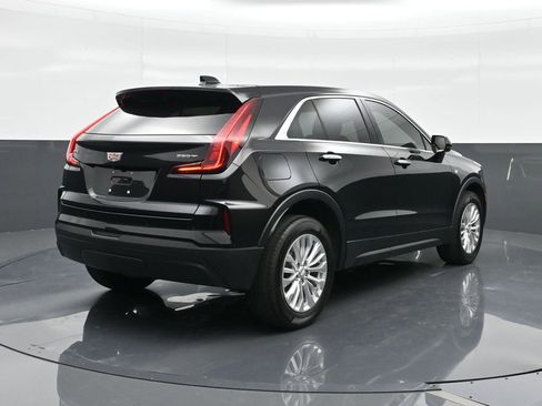 Used 2024 Cadillac XT4 Luxury FWD image 5
