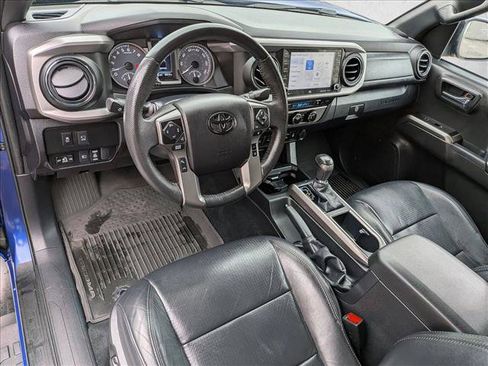 Used 2022 Toyota Tacoma Limited AWD/4WD image 11