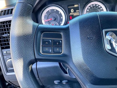 Used 2018 RAM 3500 Tradesman w/ Chrome Appearance Group image 23