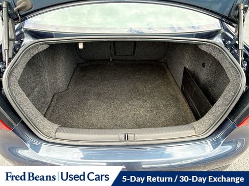 Used 2009 Volkswagen Jetta SE FWD image 25