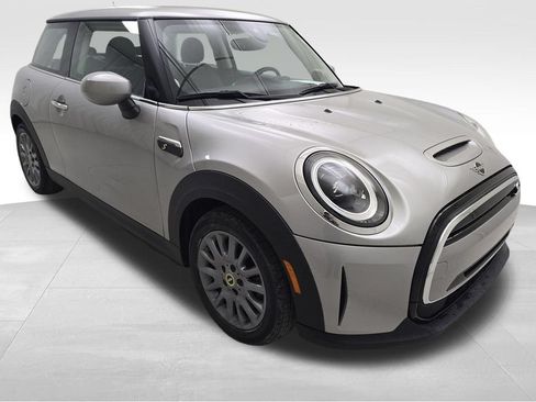 Used 2024 MINI Cooper SE FWD image 2