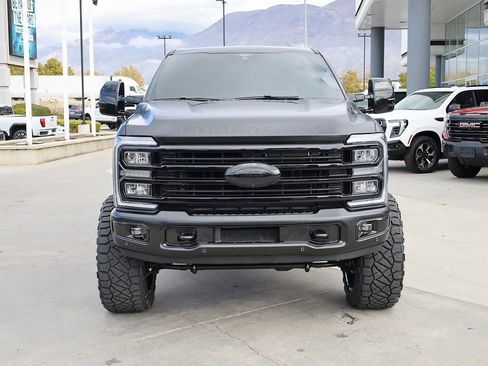 Used 2025 Ford F350 Platinum image 9