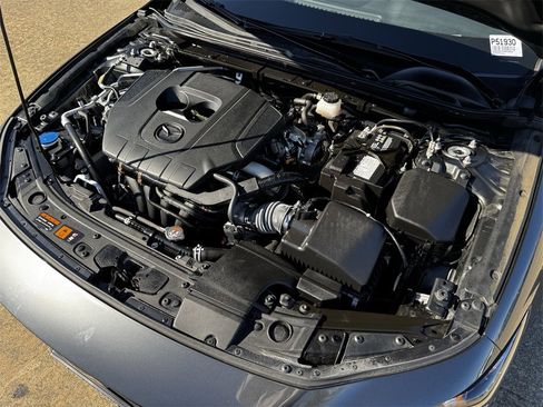 Used 2024 MAZDA MAZDA3 s image 35
