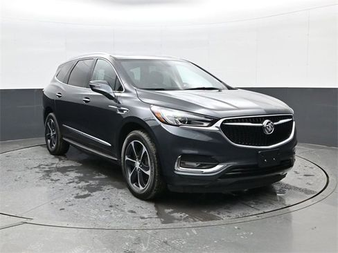 Certified 2020 Buick Enclave Essence w/ LPO, Touring Package image 3