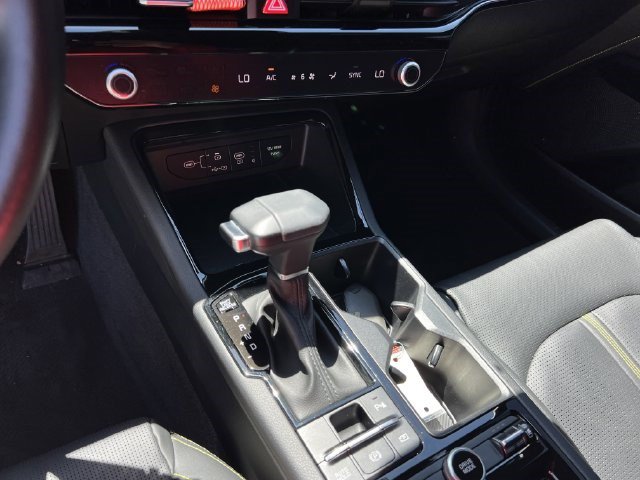 Used 2025 Kia K5 GT w/ GT1 Package FWD image 30