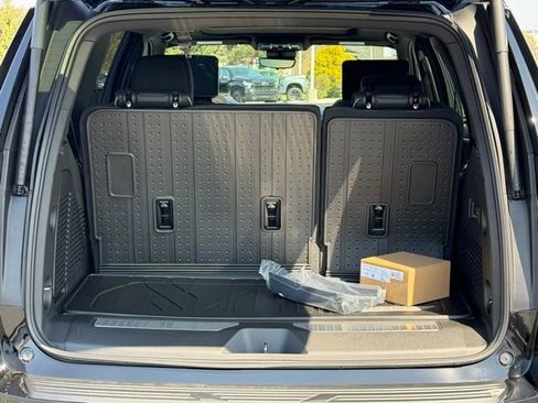 New 2026 Chevrolet Tahoe Premier AWD/4WD image 23