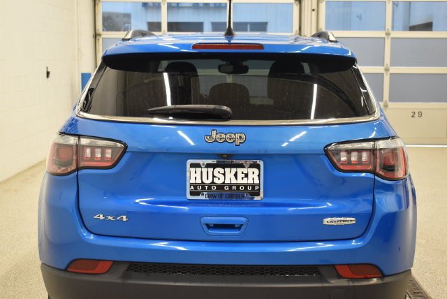 Used 2020 Jeep Compass Latitude w/ Cold Weather Group AWD/4WD image 11