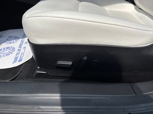 Used 2019 Tesla Model 3 AWD/4WD image 35